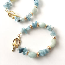 Incărcați imaginea în vizualizatorul Galeriei, Brațară cu Acvamarin - Aquamarin - Roca Vulcanica placate cu aur de 14K