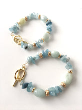 Incărcați imaginea în vizualizatorul Galeriei, Brațară cu Acvamarin - Aquamarin - Roca Vulcanica placate cu aur de 14K