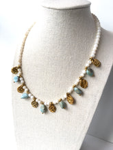 Incărcați imaginea în vizualizatorul Galeriei, Colier Lollidot cu pietre Larimar si Sidef Scoica