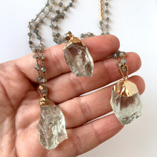 Incărcați imaginea în vizualizatorul Galeriei, Colier alama rozariu cu labradorite si pandativ cuart verde - prasiolit, ametist verde - Lollidot