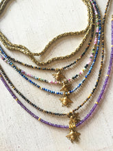 Incărcați imaginea în vizualizatorul Galeriei, Colier Albina cu diferite pietre fatetate | Ametist | Sodalit | Turmalina watermelon colorate | Ochi de tigru | Apatite