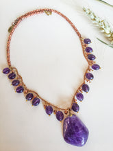 Incărcați imaginea în vizualizatorul Galeriei, Colier cu pandantiv Ametist | Pirite cuprate | Protectie si Curatare Aura