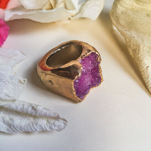 Ring with semi-precious natural stone druze quartz painted pink