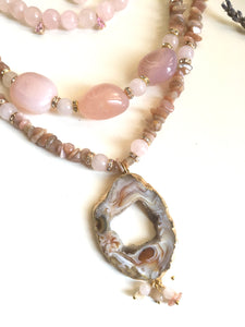 GTL -Get The Look - Rose Quartz Necklace | Rhinestones | Sun Stone | Geode pendant
